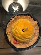 Load image into Gallery viewer, Peach Cobbler Soywax Skillet Candle 3.5”
