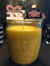 Load image into Gallery viewer, Honeysuckle Soywax Candle 16oz
