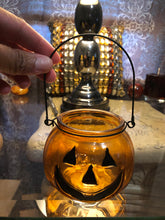 Load image into Gallery viewer, Halloween Glass pumpkin Tealight Holder
